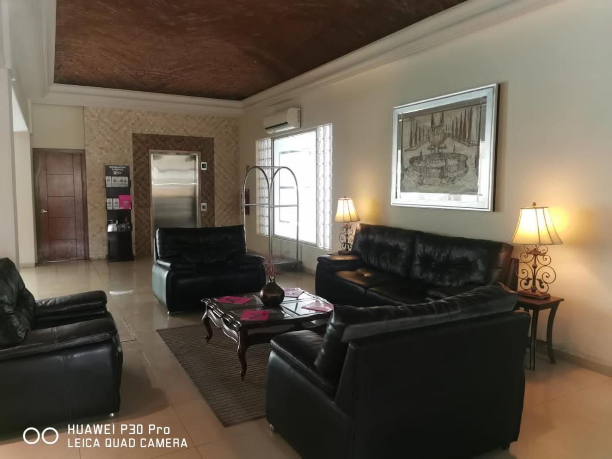 Savoy Express Hotel Torreón Eksteriør billede