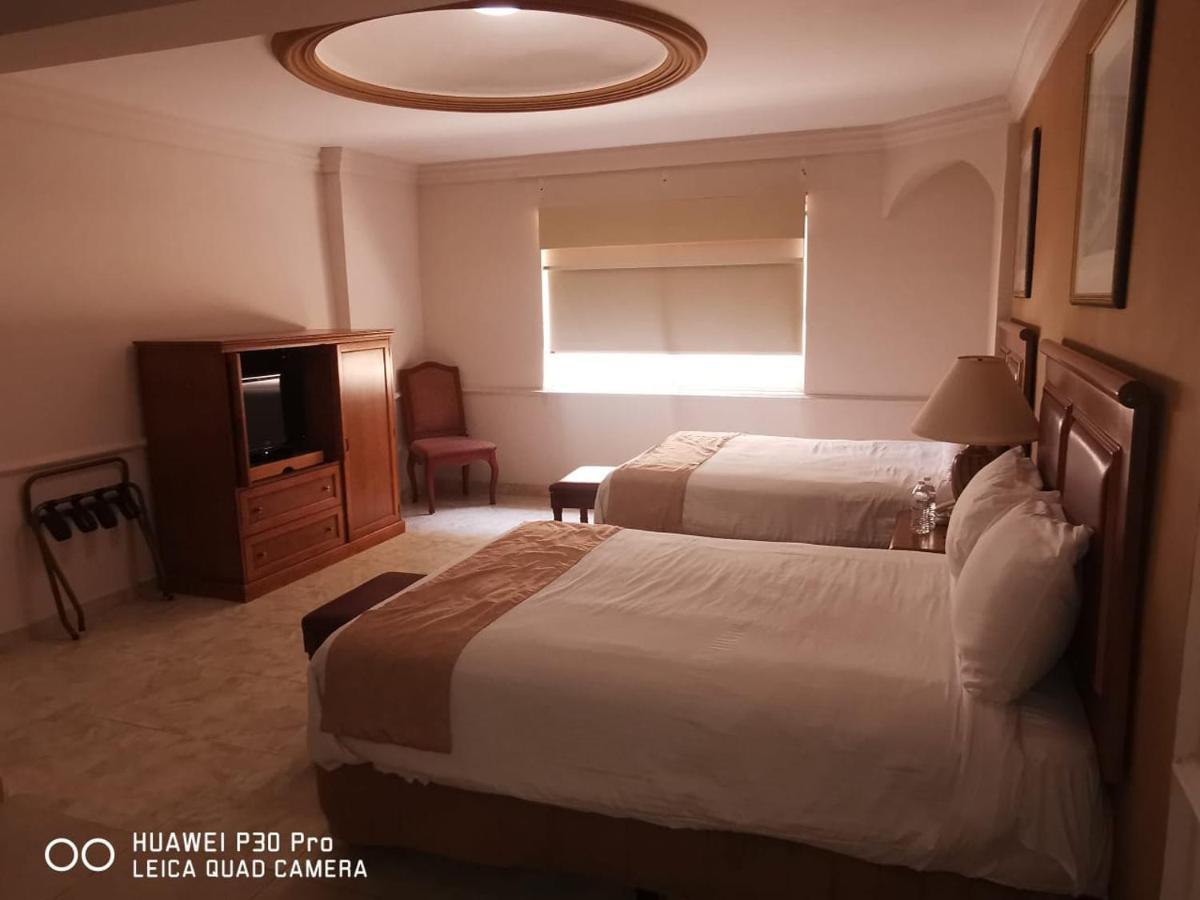 Savoy Express Hotel Torreón Eksteriør billede