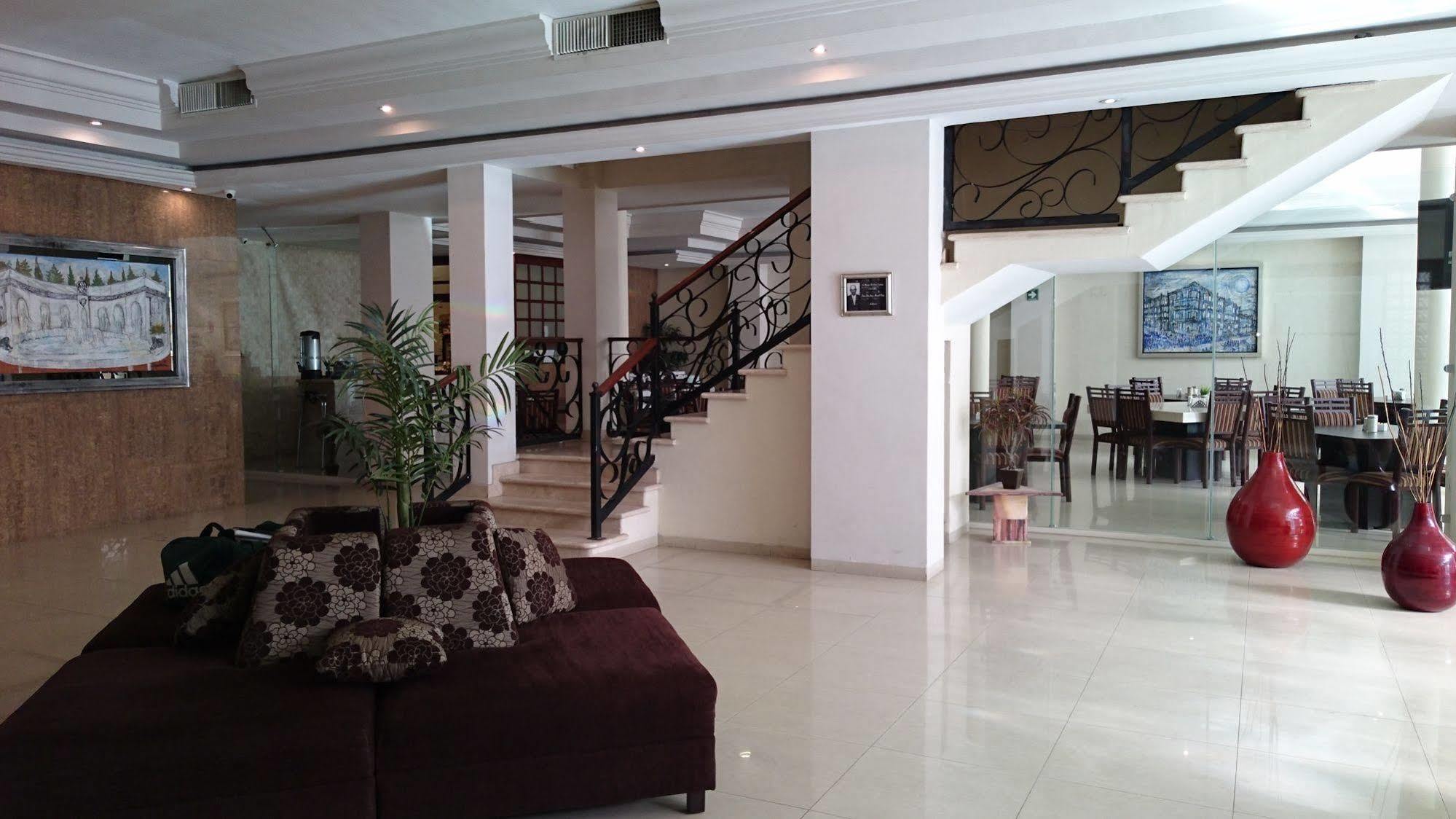 Savoy Express Hotel Torreón Eksteriør billede