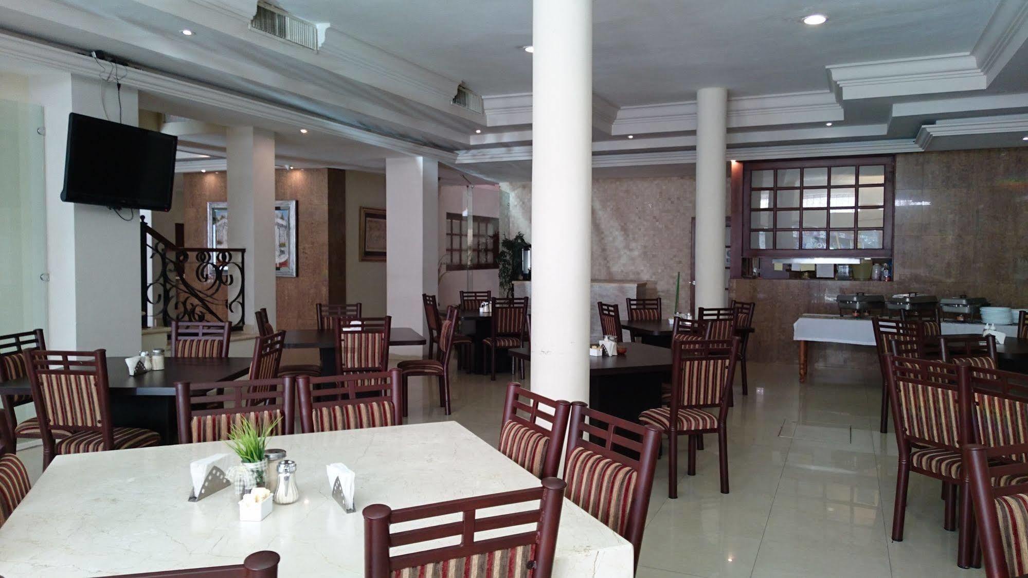 Savoy Express Hotel Torreón Eksteriør billede
